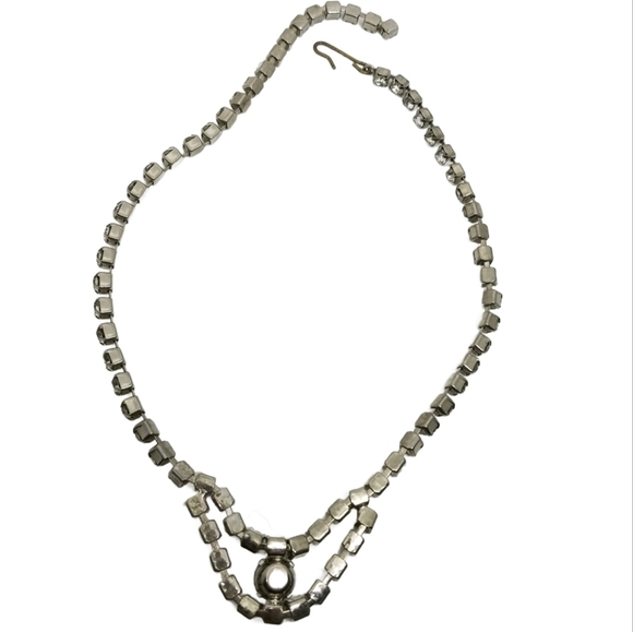 VINTAGE 1950s SILVERTONE DIAMANTE COLLAR/CHOKER LENGTH STATEMENT NECKLACE - Picture 7 of 7